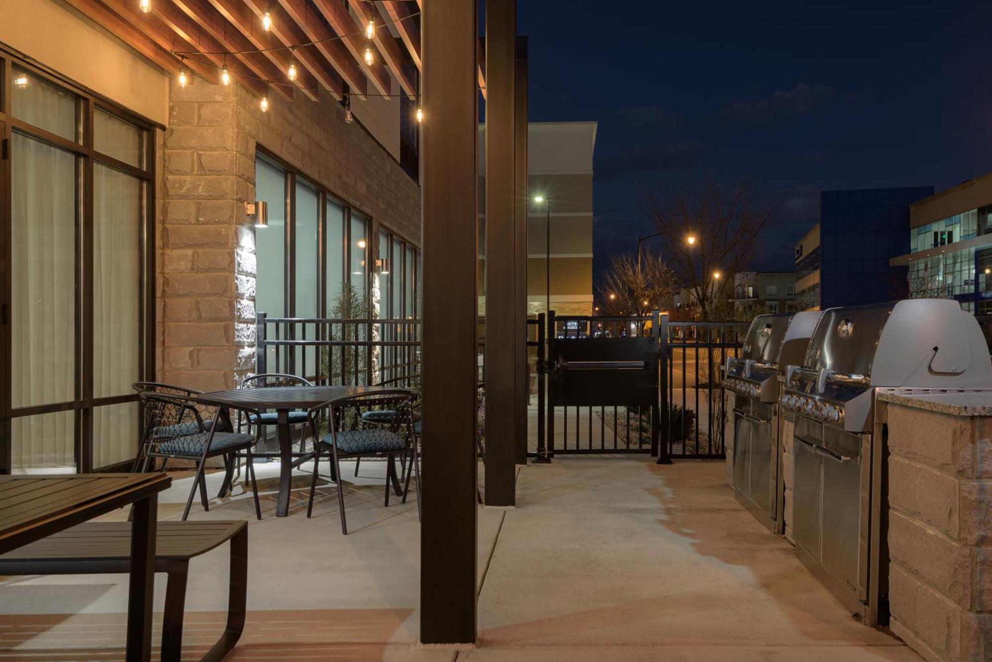 Fairfield By Marriott Inn & Suites Cincinnati Oakley Екстер'єр фото