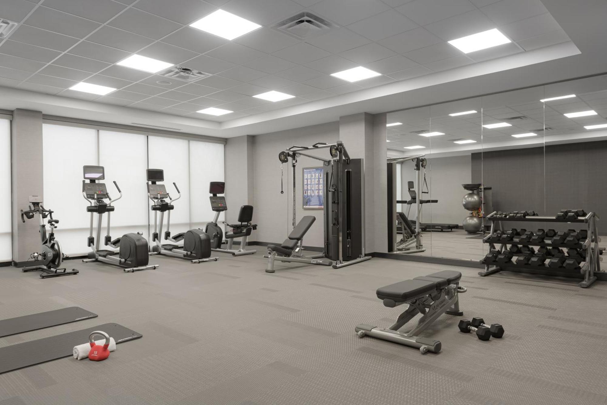 Fairfield By Marriott Inn & Suites Cincinnati Oakley Екстер'єр фото