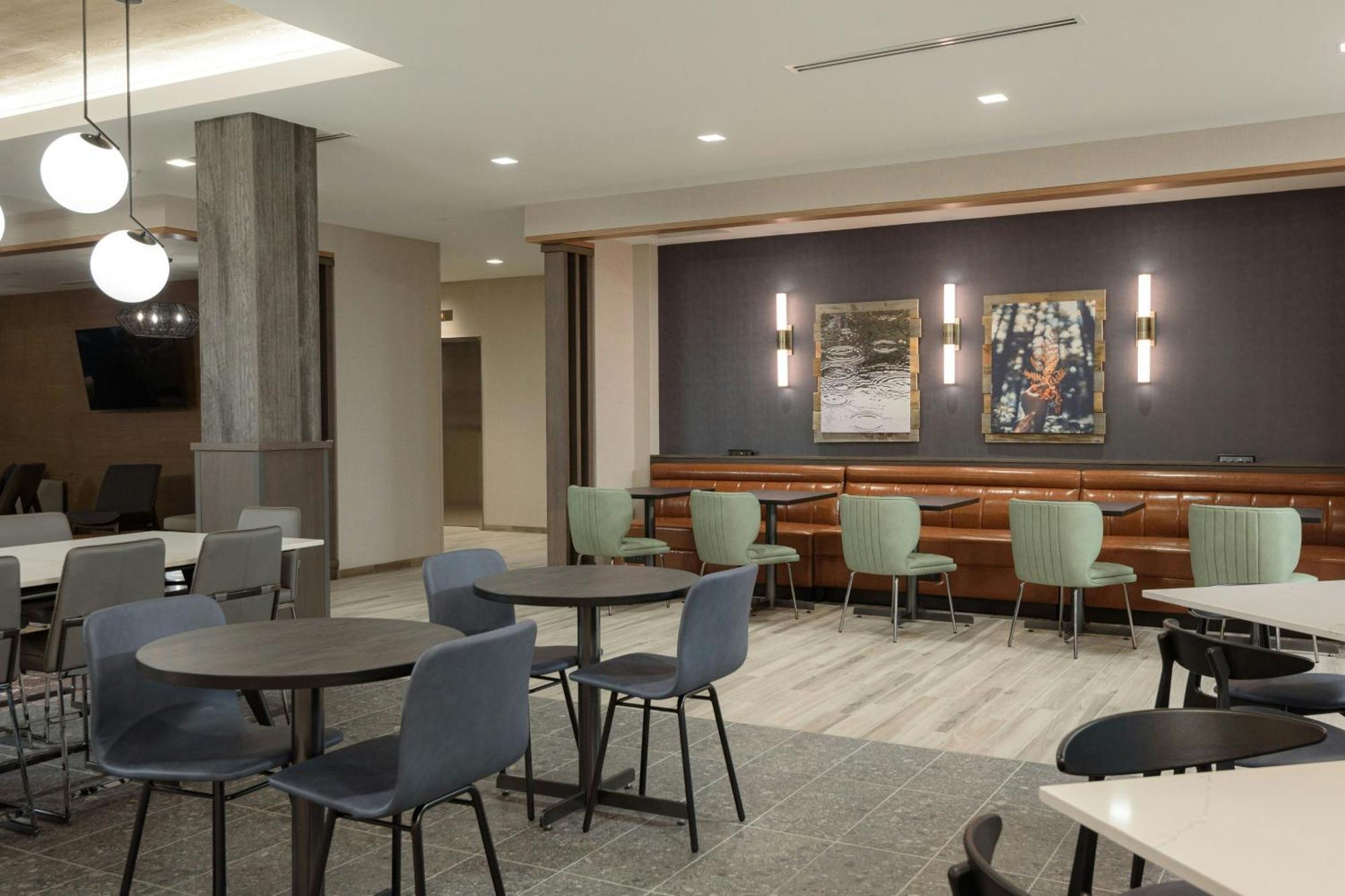 Fairfield By Marriott Inn & Suites Cincinnati Oakley Екстер'єр фото