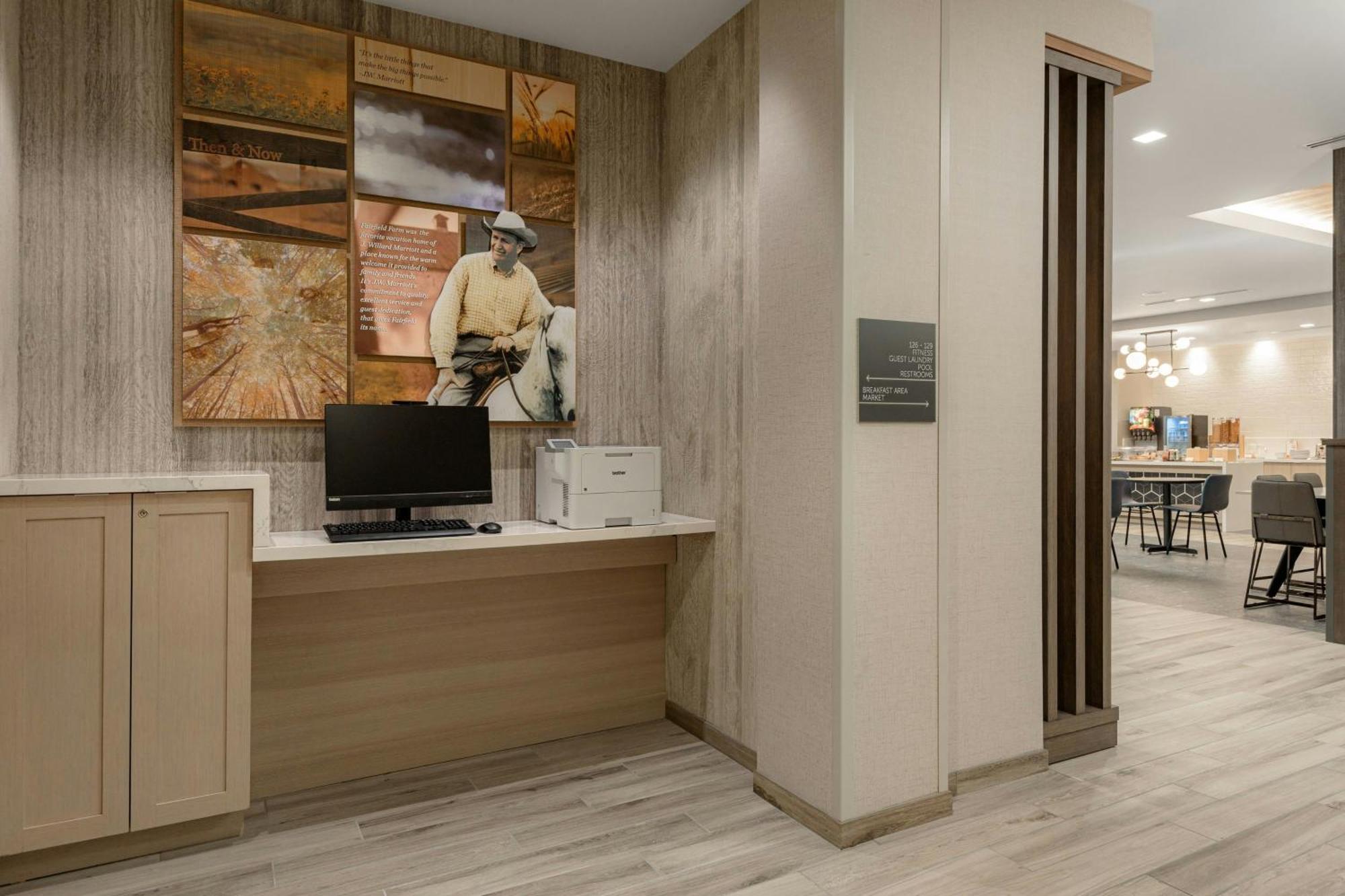 Fairfield By Marriott Inn & Suites Cincinnati Oakley Екстер'єр фото